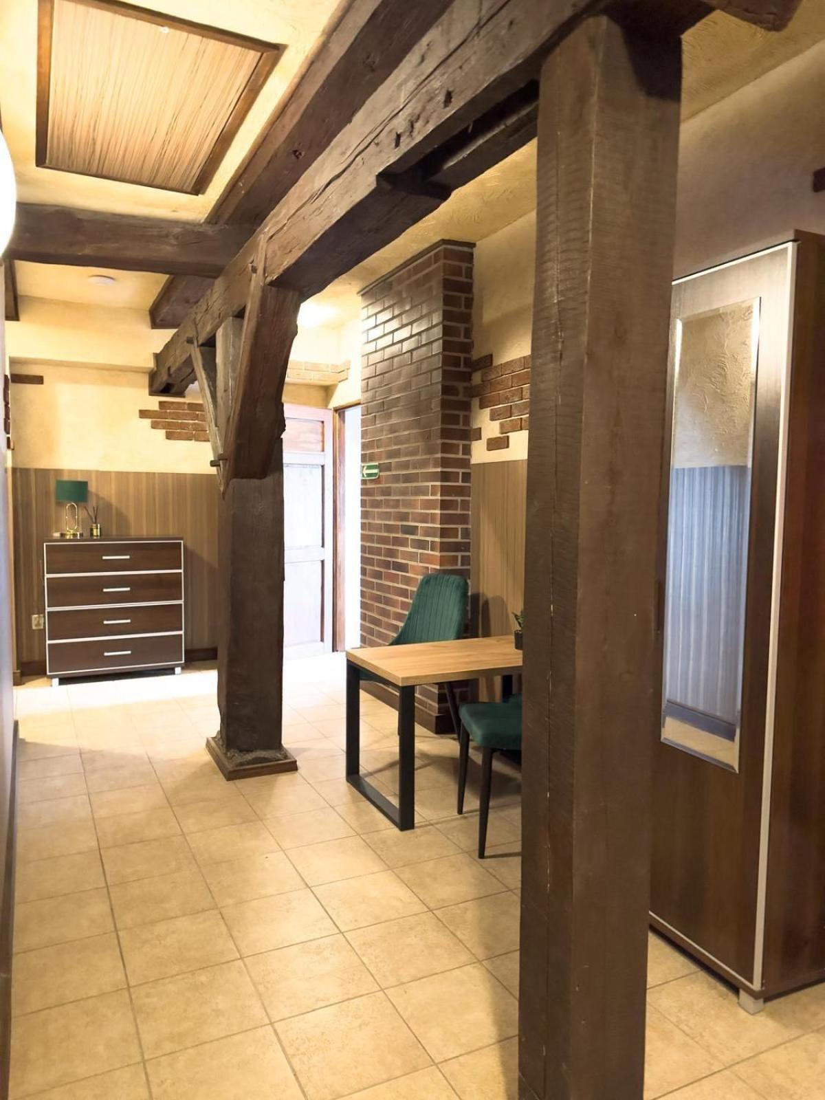 Kamienica Hotel Sulecin Bagian luar foto