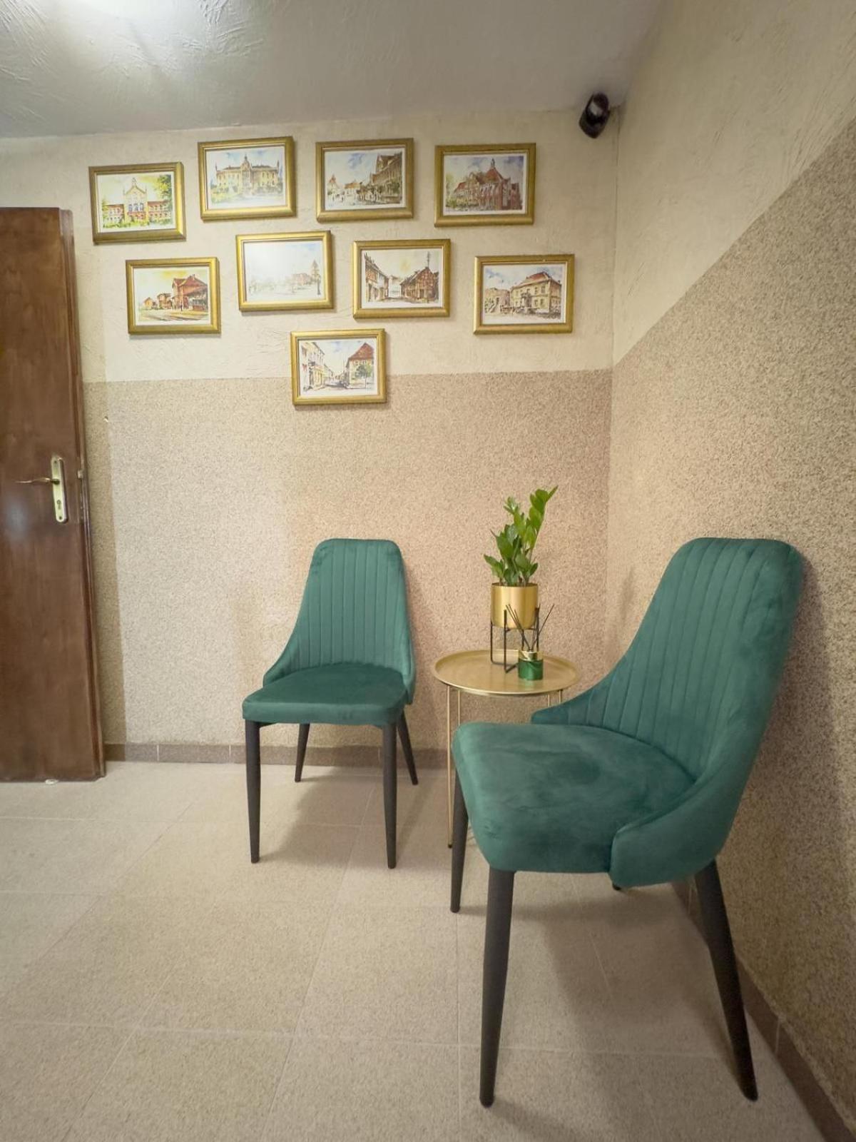 Kamienica Hotel Sulecin Bagian luar foto